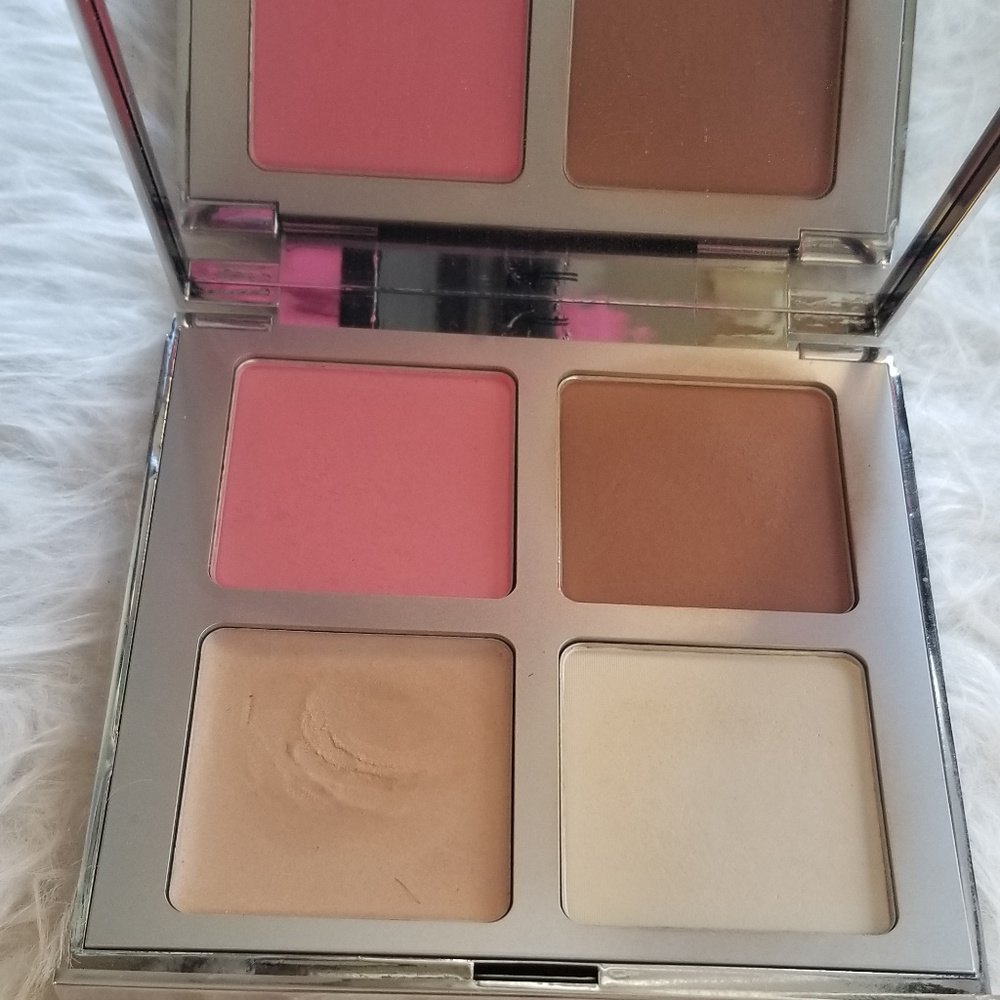 It Cosmetics "Must Haves" Palette